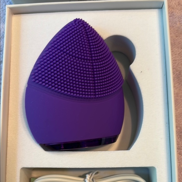 Pop Sonic Leaflet Skincare Tool - Purple - Picture 5 of 6